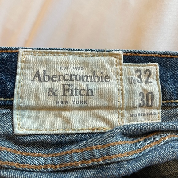 A&F - Picture 2 of 3